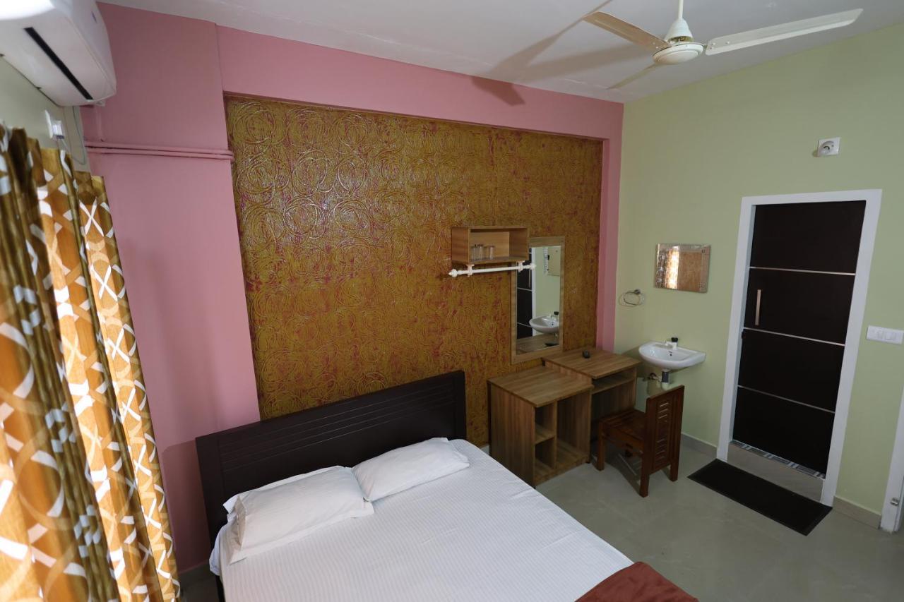 Hotel Wayanad Regal Residency Kalpatta Exteriér fotografie